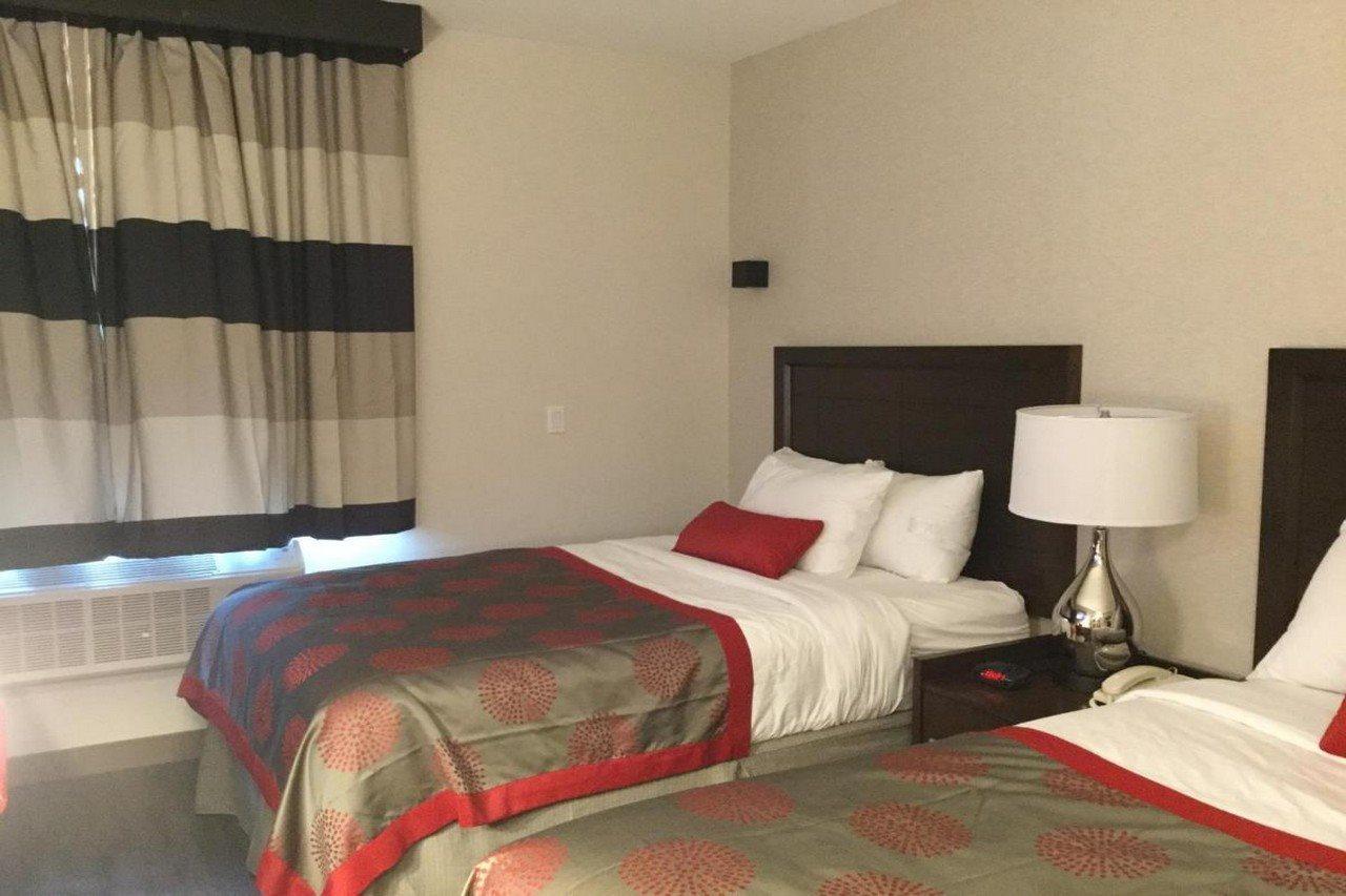 Ramada By Wyndham Bronx Terminal Hotel Nova Iorque Exterior foto