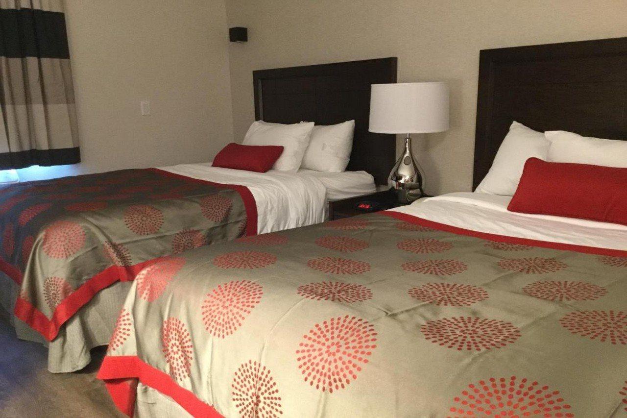 Ramada By Wyndham Bronx Terminal Hotel Nova Iorque Exterior foto