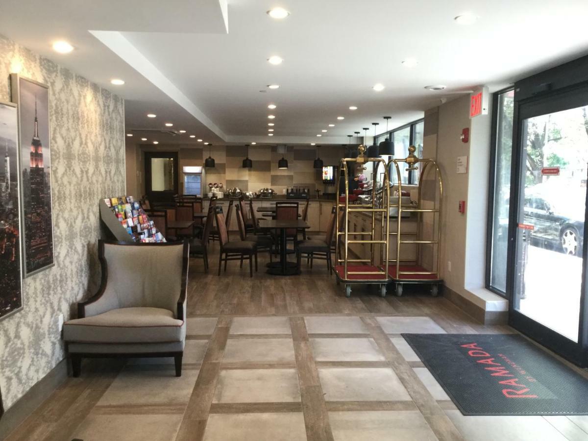 Ramada By Wyndham Bronx Terminal Hotel Nova Iorque Exterior foto